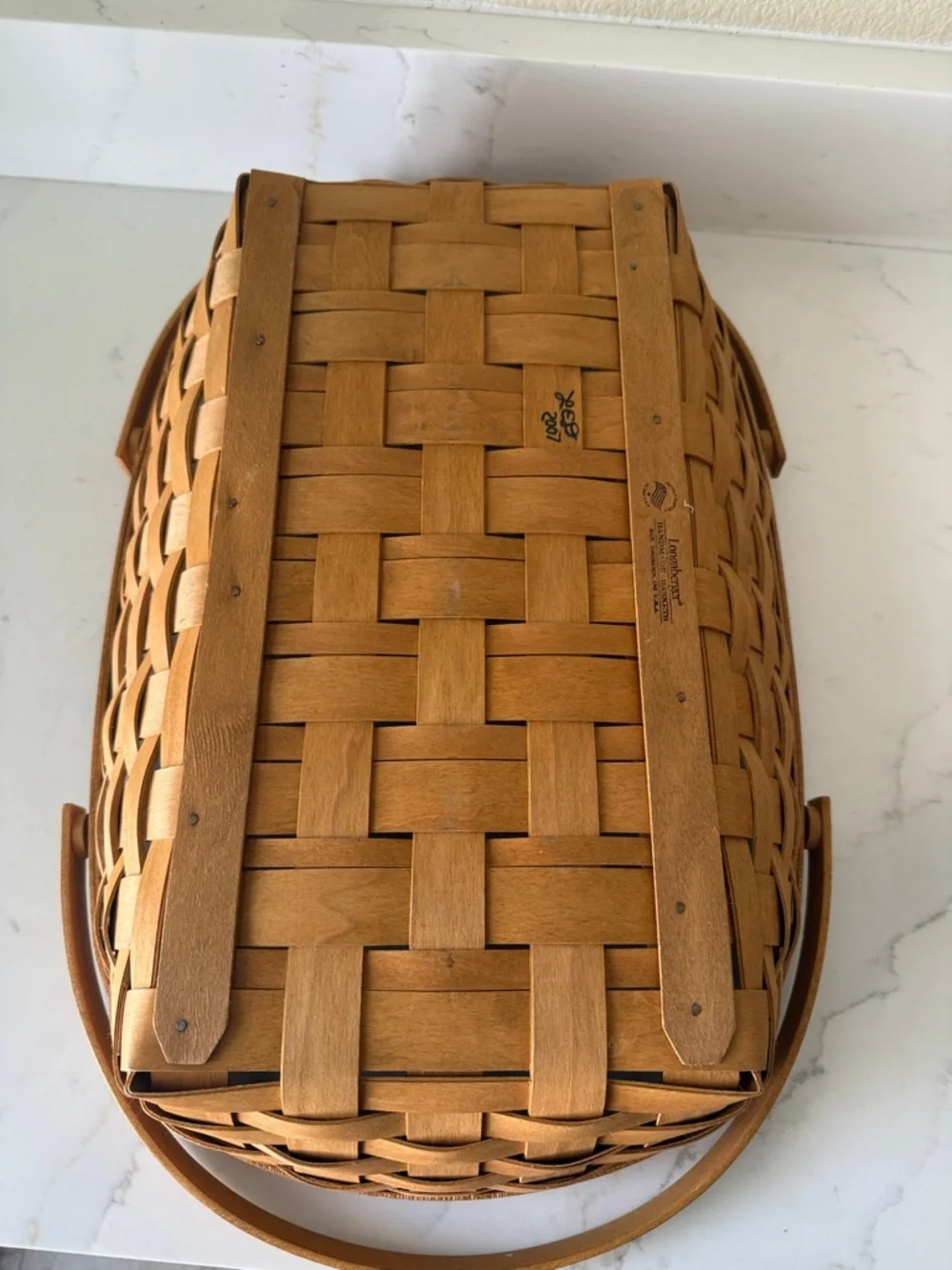 Longaberger Medium Gathering Basket 2007 with Liner - Picture 5 of 10